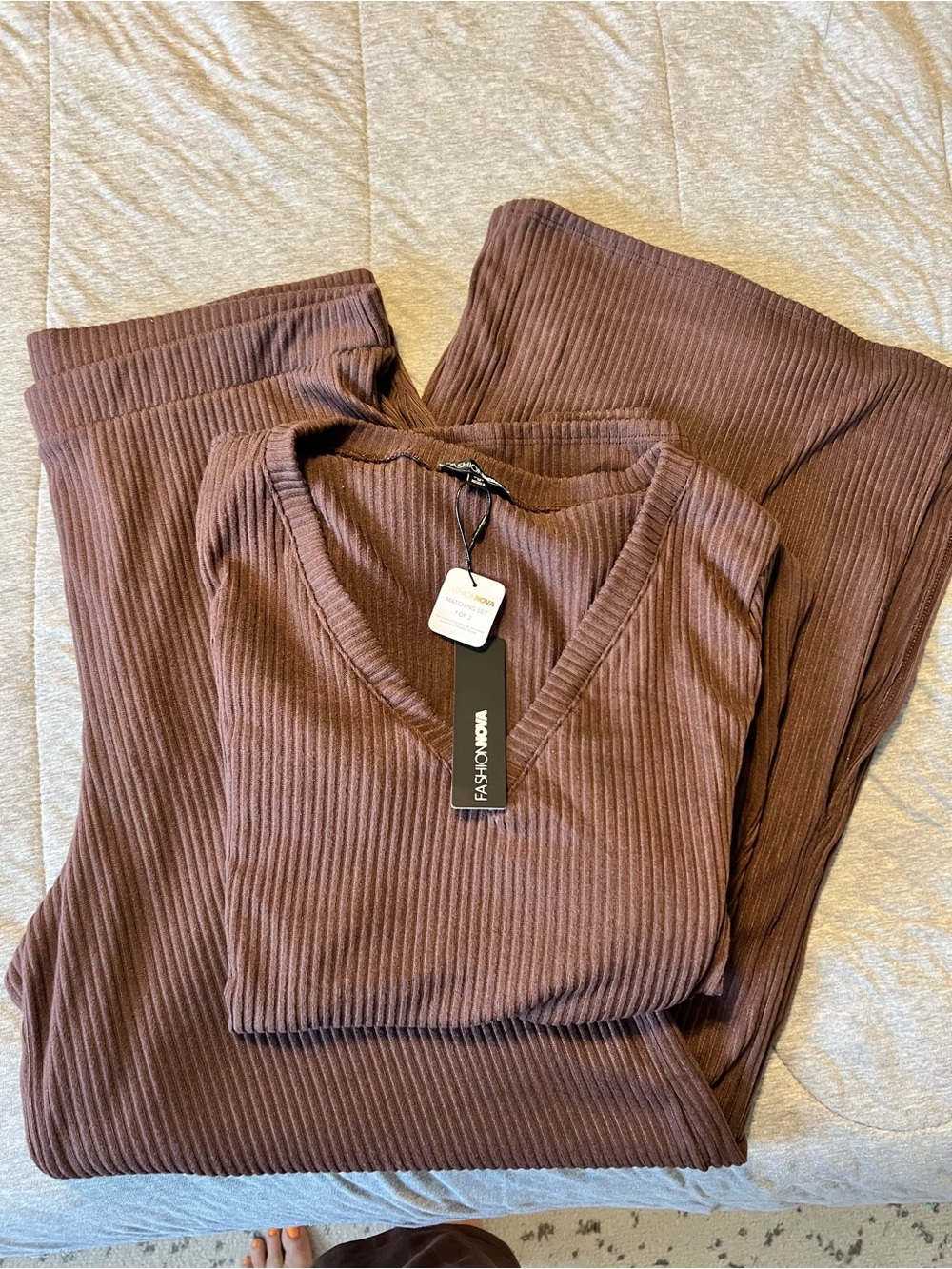 NWT! Fashion Nova Ribbed V-Neck Two-Piece Set - Brown | Women’s 3X - Picture 2 of 10